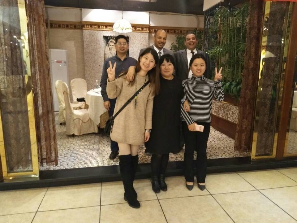 沙特客戶?????來華到訪金昶泰采購玻璃膠生產(chǎn)線設(shè)備